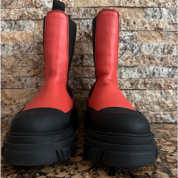 GANNI
Cleated Leather Mid Chelsea Boots - Picture 5 of 8